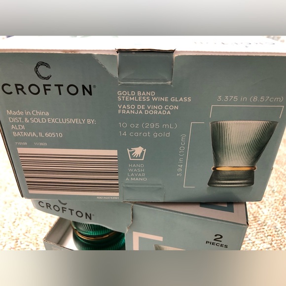 Crofton Gold Band Stemless Wine Glasses - Picture 3 of 3